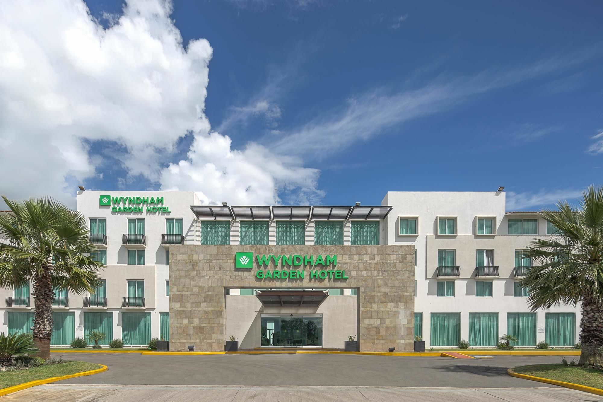 Hotel Wyndham Garden Silao Bajio Aeropuerto Zewnętrze zdjęcie